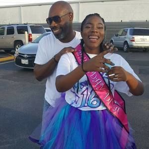 Meet your Posher, Charles